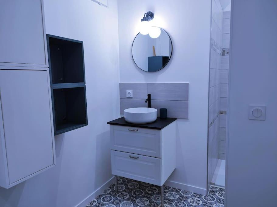 Logement Proche Hypercentre Caen Exterior photo